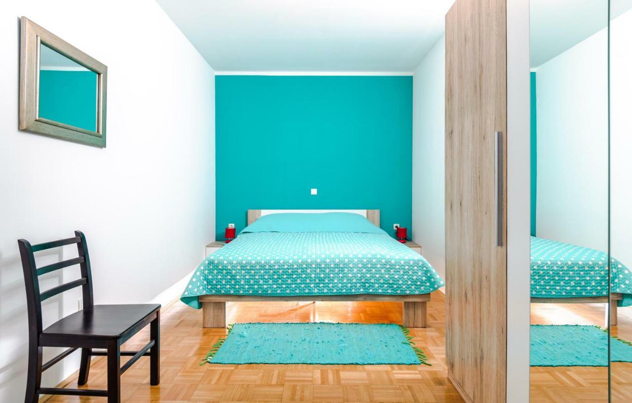 Apartment Yean Kaštela Kültér fotó